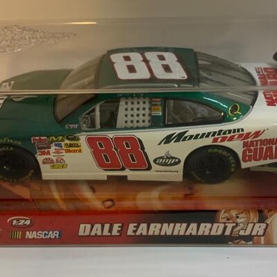 Dale Earnhardt Jr Winners Circle 2009 Schedule Hood 1/64 #88 Diecast Car NEW & Winners Circle 1:64 Chevrolet Impala Old/New School...