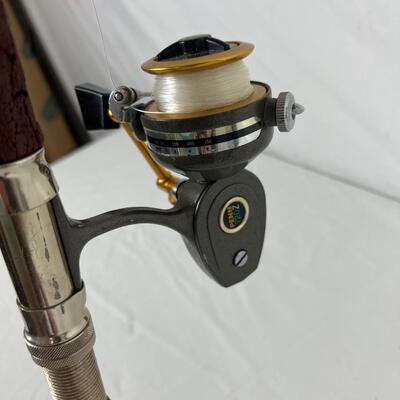 5422 Penn 720Z Small Ultra Light Reel w/ Connie Pole