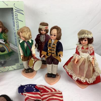 Lot. 5409. Madame Alexander  ( NEW IN BOX ) / Carlson Doll / Campbell Soup Doll Lot