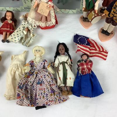Lot. 5409. Madame Alexander  ( NEW IN BOX ) / Carlson Doll / Campbell Soup Doll Lot
