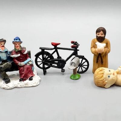 Lot of Small Miscellaneous Resin Plastic Figurines