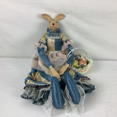 Lot.  5413  Vintage Kasma Ltd. Renaissance Easter Bunny with Basket of Eggs