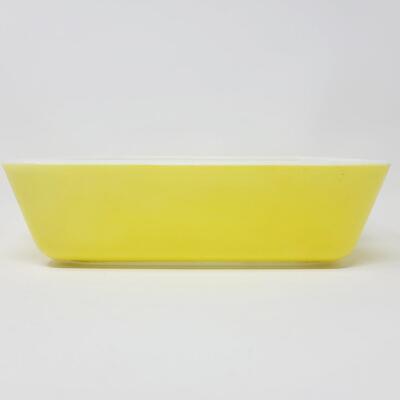 VINTAGE YELLOW SQUARE CASSEROLE DISH