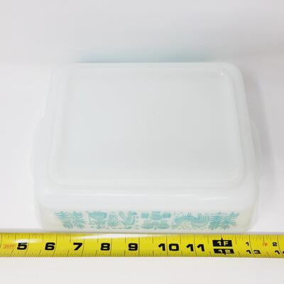 VINTAGE TURQUOISE AMISH BUTTERPRINT CASSEROLE DISH #1