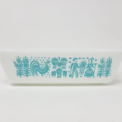 VINTAGE TURQUOISE AMISH BUTTERPRINT CASSEROLE DISH #2