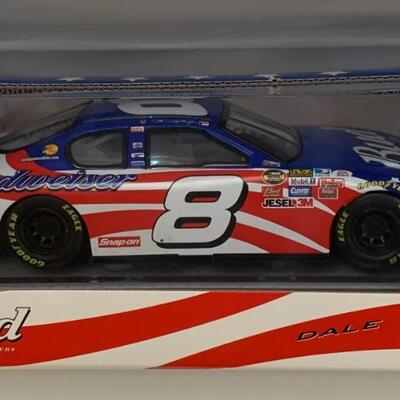 Nascar diecast 1:24 Dale Jr. Budweiser 2007 Winners Circle 9â€ long approx