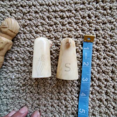 Bone eagle salt & pepper shaker