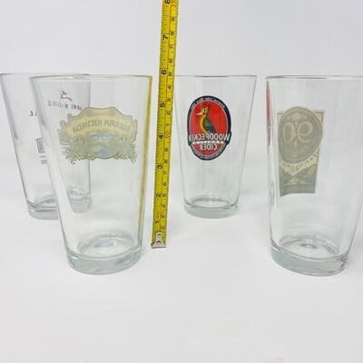 COLLECTIBLE LOT OF BEER GLASSES