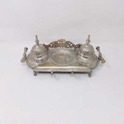 ORNATE VINTAGE DOUBLE INKWELL WITH PEN HOLDER MADE IN INDIA