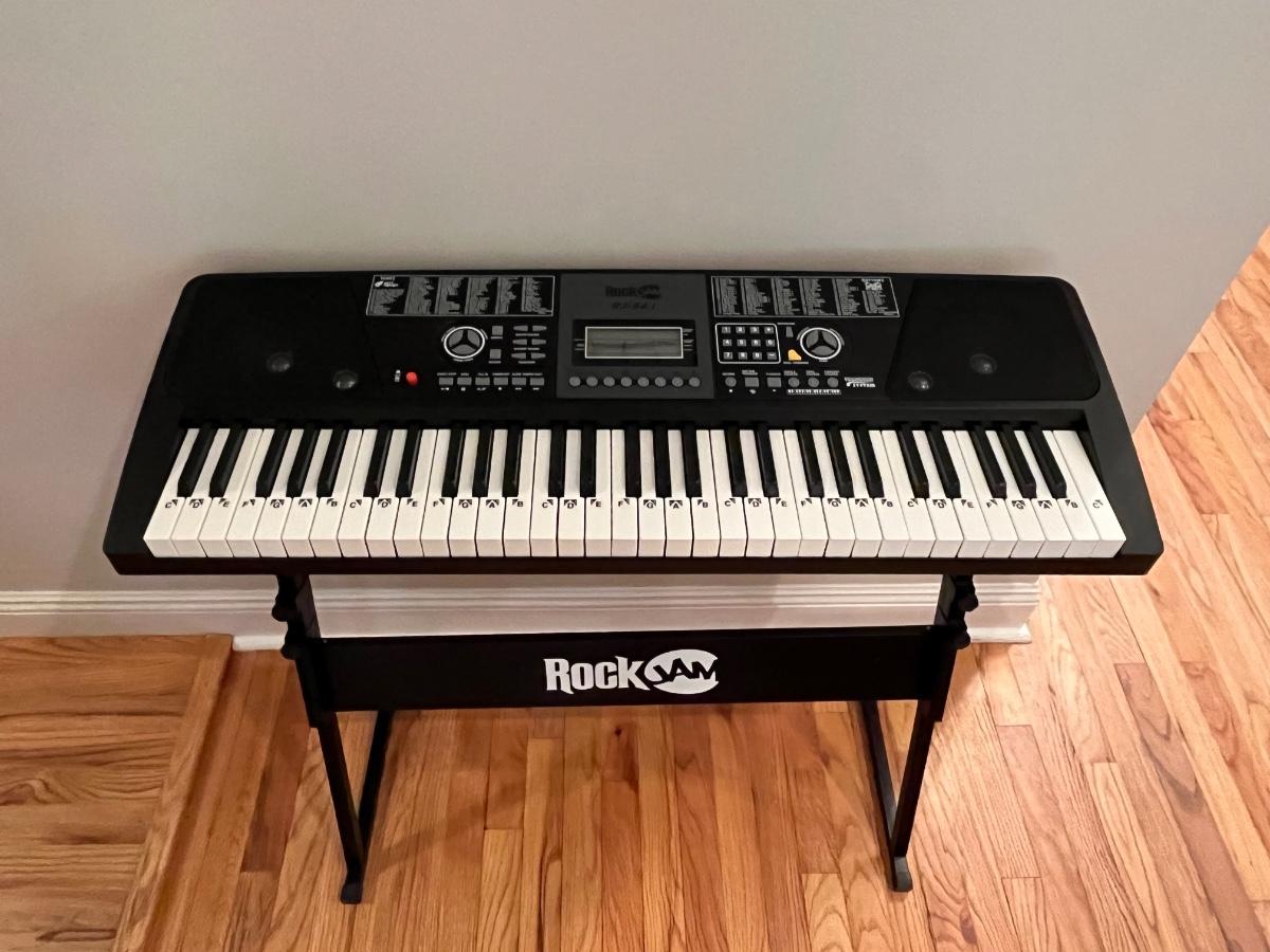 ROCK JAM 561 Electronic Keyboard On Stand