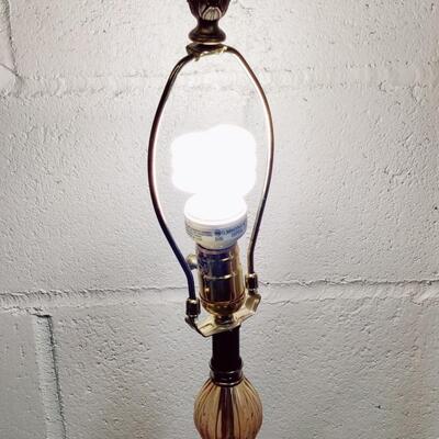 BEAUTIFUL VINTAGE JB PEACH LUSTER 3-WAY LAMP