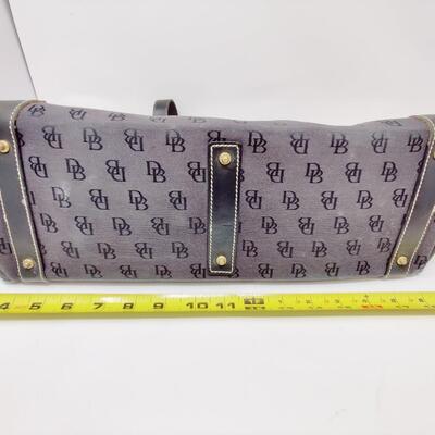 VINTAGE DOONEY AND BOURKE D&B TOTE BAG