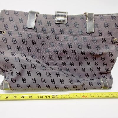 VINTAGE DOONEY AND BOURKE D&B TOTE BAG