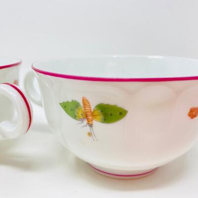 CLASSY LOT OF HAVILAND FRENCH LIMOGES FLORAL TEA CUPS AND SAUCERS FROM METROPOLITAN MUSEUM OF ART