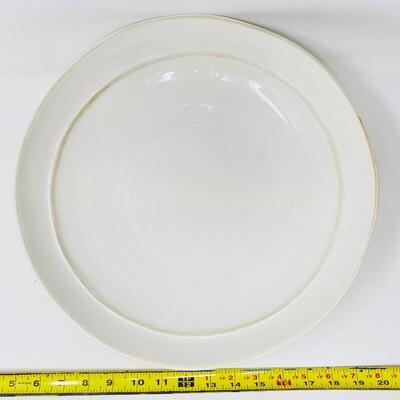 VERY NICE LARGE WILLIAMS SONOMA DISH