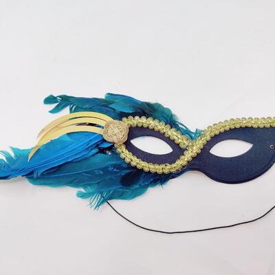 FUN MASQUERADE EYELET MASK BUNDLE