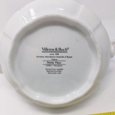 VILLEROY AND BOCH PETITE FLEUR TEA POT