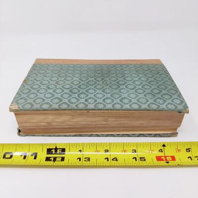 A LITTLE TREASURY OF WORLD POETRY