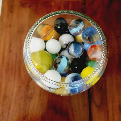 OLD ANTIQUE JAR FULL OF OLD MARBLES