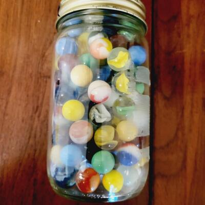 OLD ANTIQUE JAR FULL OF OLD MARBLES