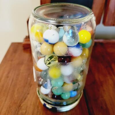 OLD ANTIQUE JAR FULL OF OLD MARBLES