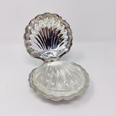 CHARMING VINTAGE SILVER PLATE CLAM SHELL TRINKET DISH