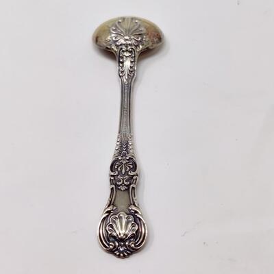 AMAZING VINTAGE STERLING SILVER COBALT GLASS SALT CELLAR WITH ORNATE MINIATURE STERLING SERVING SPOON