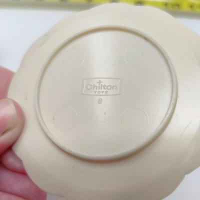 VINTAGE CHILTON TOYS CHILDREN'S PLASTIC TEA SET