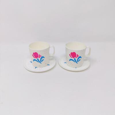 VINTAGE CHILTON TOYS CHILDREN'S TEA CUPS AND SAUCERS