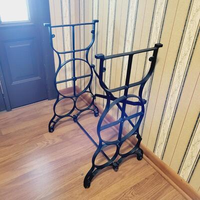 ANTIQUE WROUGHT IRON SEWING BASE