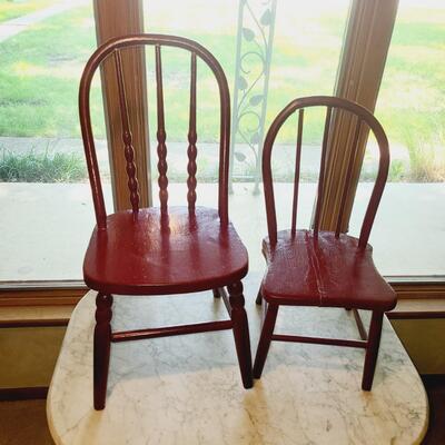 CUTE MAROON ANTIQUE CHILDRENS CHAIRS
