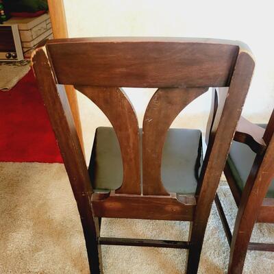 Please see pictures for details and condition 

Chairs - 18 x 19.25 x 37.5
Captain chair - 26.5 x 23 x 38.5