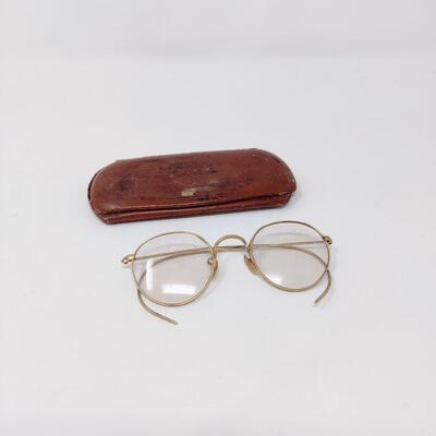 VINTAGE GLASSES 12K GOLD FILL W/ TOPEKA, KS CASE