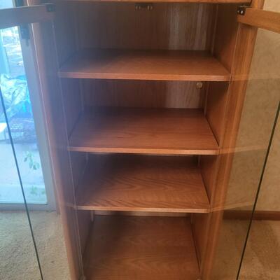 OAK STEREO / DECORATIVE CABINET