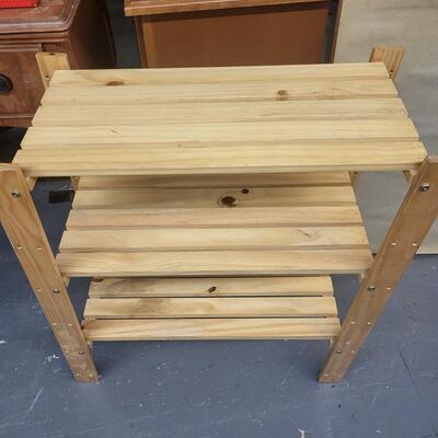 CUTE LITTLE PINE SHELF