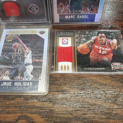 lot of 4 basketball cards