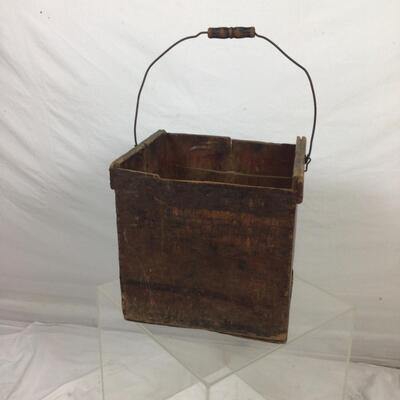 5458 Vintage Wooden Egg Box Crate Carrier