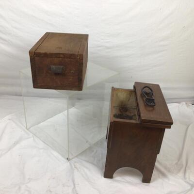 5459 Vintage Wooden Shoe Shine and Storage Box
