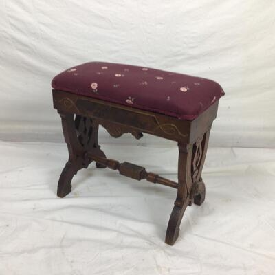5466 Antique Victorian Upholstered Foot Stool