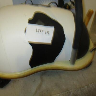 Folding booster Seat/Wheelybug