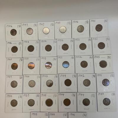 Lot of 33 Wheat Pennies - 1930s 1940s 1950s