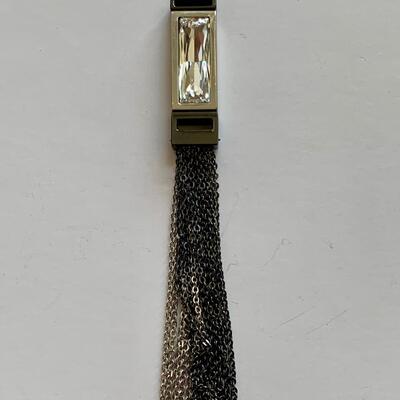 Lot 105R: Fashion Beaded Necklaces