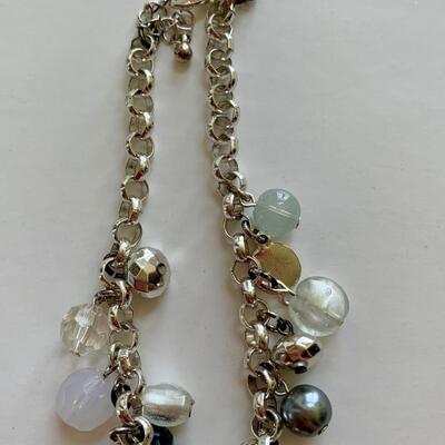 Lot 105R: Fashion Beaded Necklaces