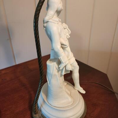 Colonial Statue Table Lamp