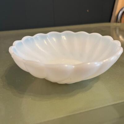 Milk glass trinket dish