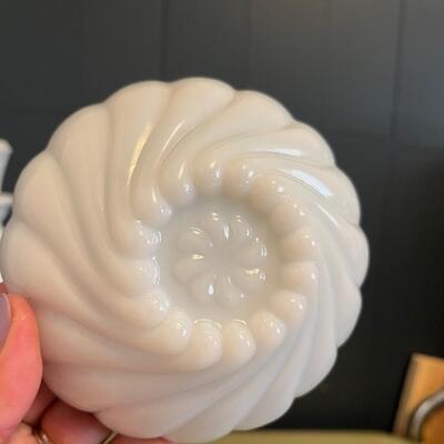 Milk glass trinket dish