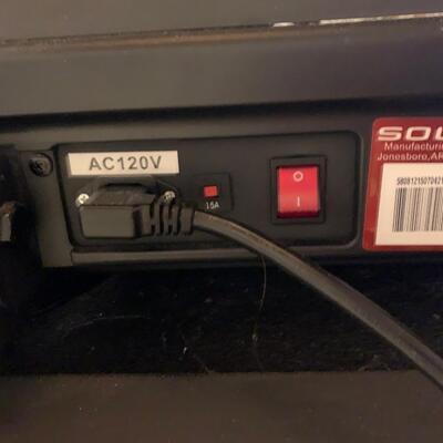 Lot 600R: Sole F80 Treadmill