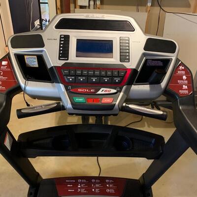 Lot 600R: Sole F80 Treadmill