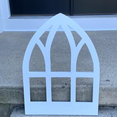 Lot 129-00R  Pier One Wood Arched Cathedral Window Decor & Metal  Medallion Wall Art