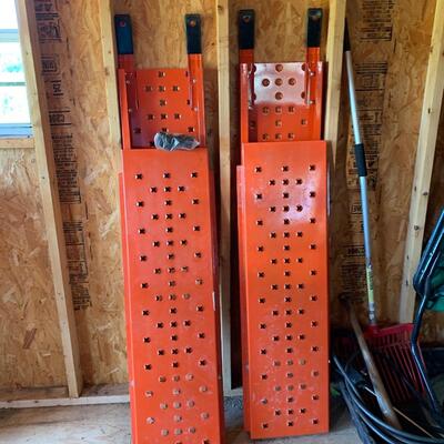 Lot 525R: Husqvarna 2000lb. Steel Loading Ramps